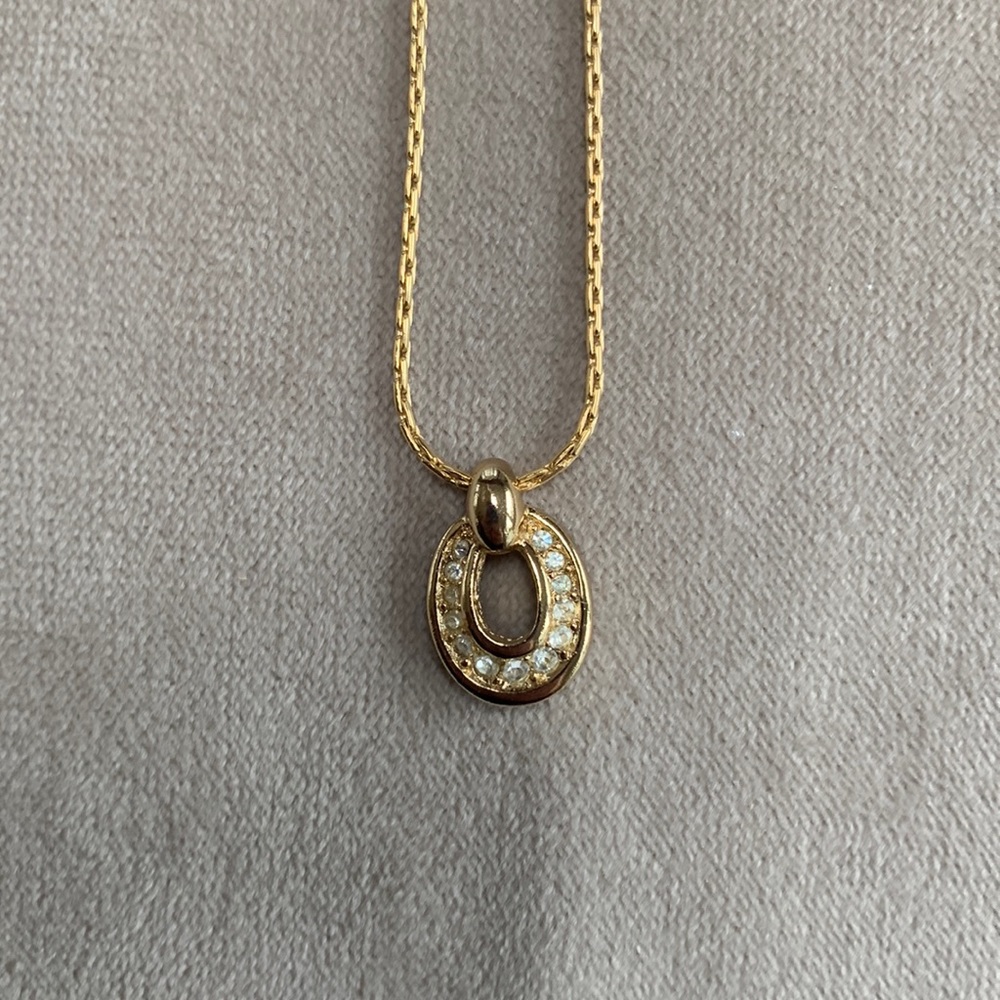 Dior pendant